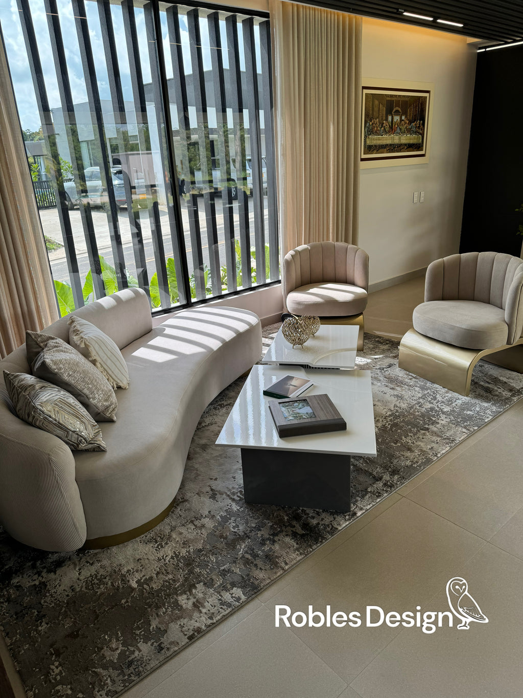 Sofá italia, sillas Mónaco