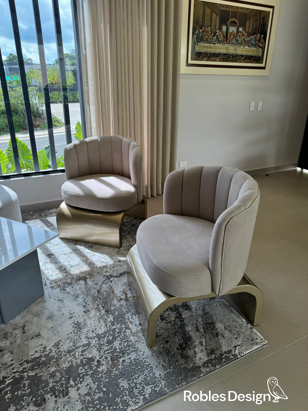 Sofá italia, sillas Mónaco